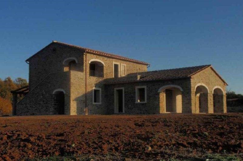 casa indipendente in vendita a Manciano in zona Saturnia