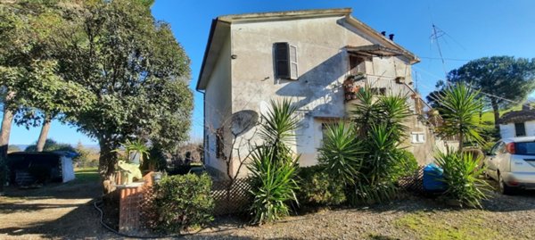casa indipendente in vendita a Manciano