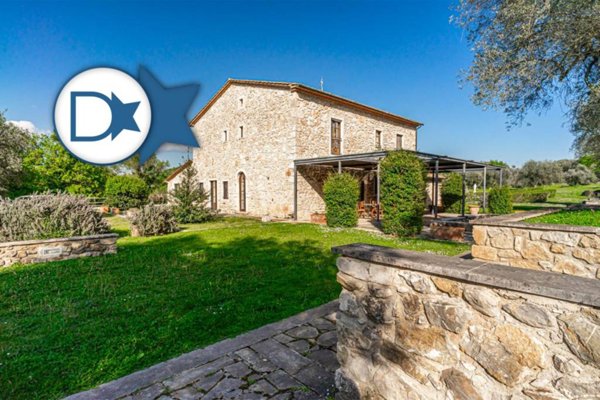 villa in vendita a Manciano in zona Saturnia