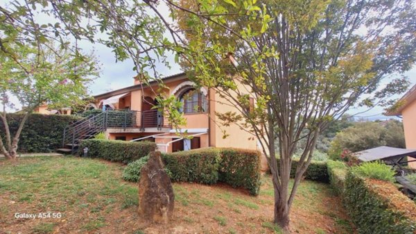 casa indipendente in vendita a Manciano in zona Montemerano