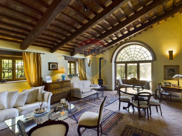 casa indipendente in vendita a Manciano in zona Saturnia