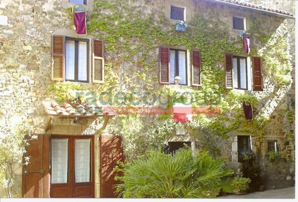 casa indipendente in vendita a Manciano in zona Montemerano