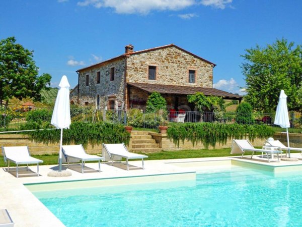 casa indipendente in vendita a Manciano in zona Saturnia