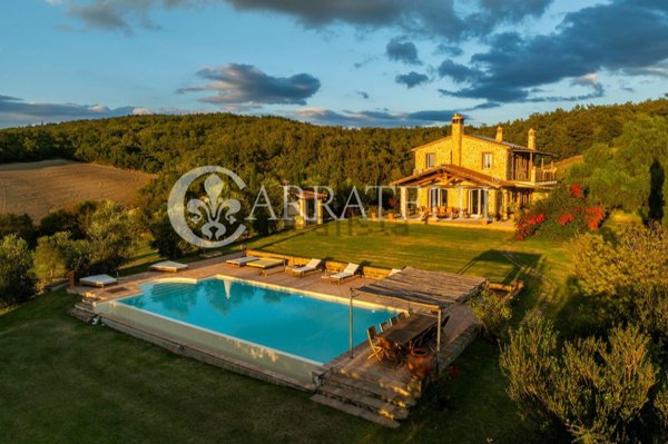 casale in vendita a Manciano