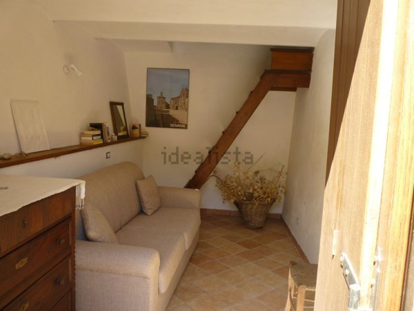 appartamento in vendita a Manciano in zona Saturnia