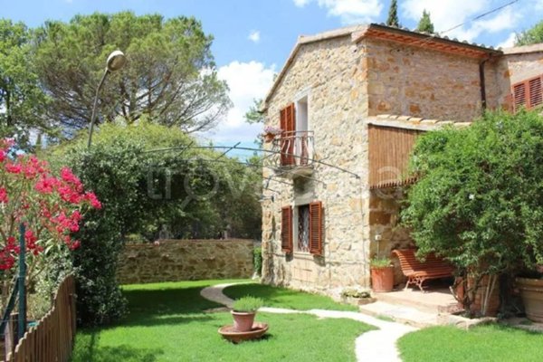 casa indipendente in vendita a Manciano in zona Saturnia