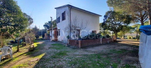 casa indipendente in vendita a Manciano