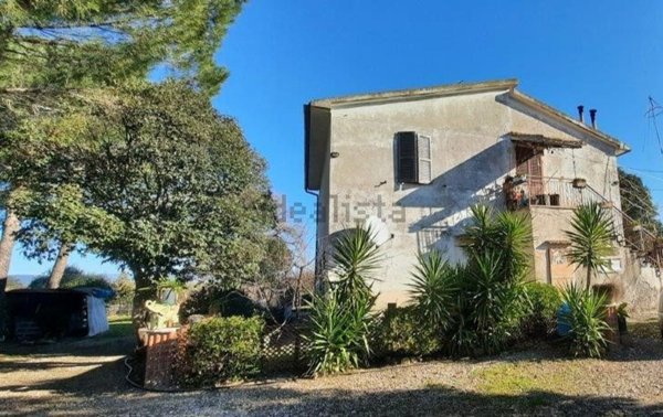 casa indipendente in vendita a Manciano