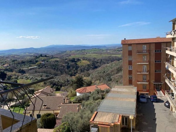 appartamento in vendita a Manciano in zona Saturnia