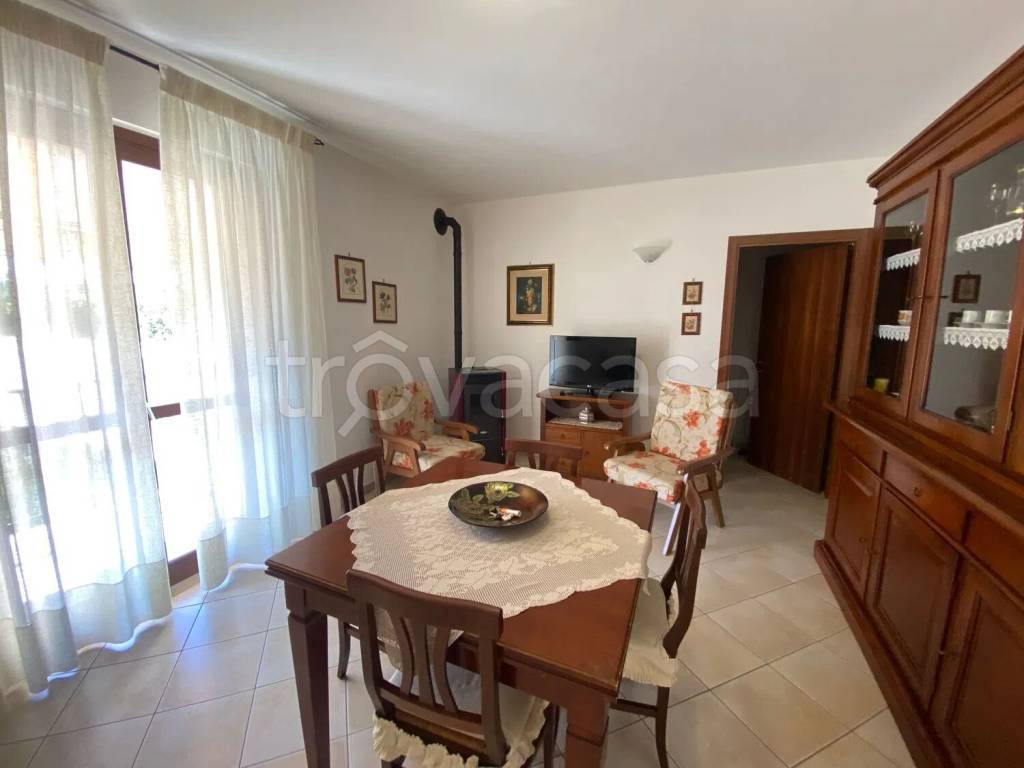 casa indipendente in vendita a Manciano in zona Saturnia
