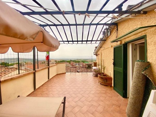 appartamento in vendita a Manciano in zona Saturnia