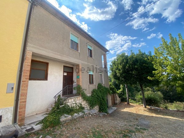 appartamento in vendita a Manciano in zona Saturnia