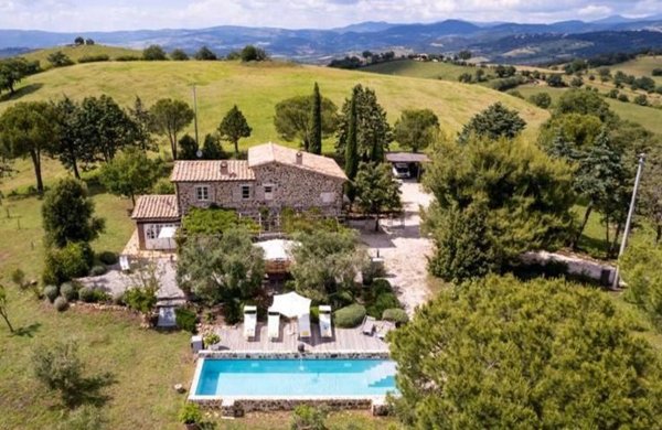 casa indipendente in vendita a Manciano in zona Poggio Murella