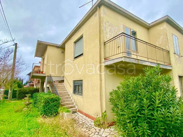 casa indipendente in vendita a Manciano in zona Saturnia