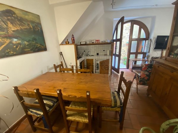 appartamento in vendita a Manciano in zona Montemerano