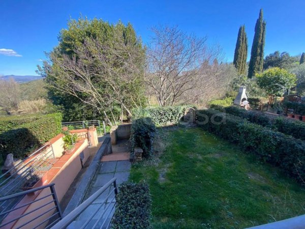 appartamento in vendita a Manciano in zona Montemerano