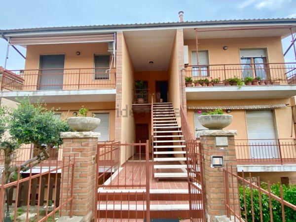 appartamento in vendita a Manciano in zona Saturnia