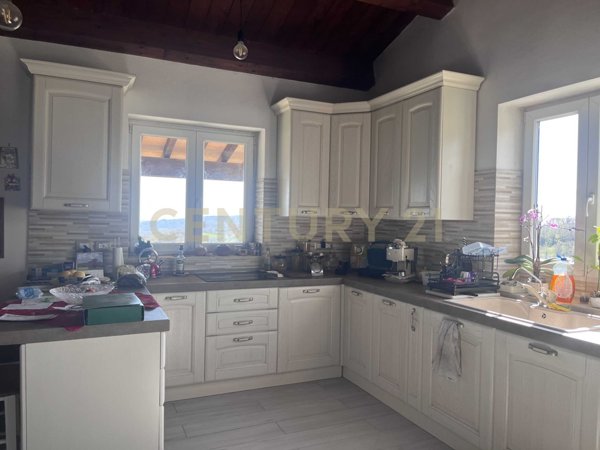 casa indipendente in vendita a Manciano in zona Saturnia