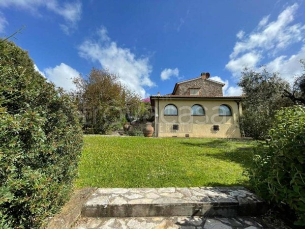 casa indipendente in vendita a Manciano in zona Montemerano
