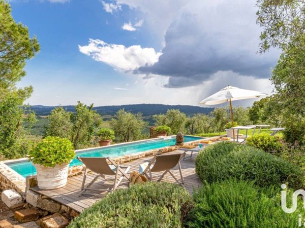 casa indipendente in vendita a Manciano in zona Saturnia