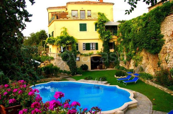 casa indipendente in vendita a Manciano in zona Saturnia