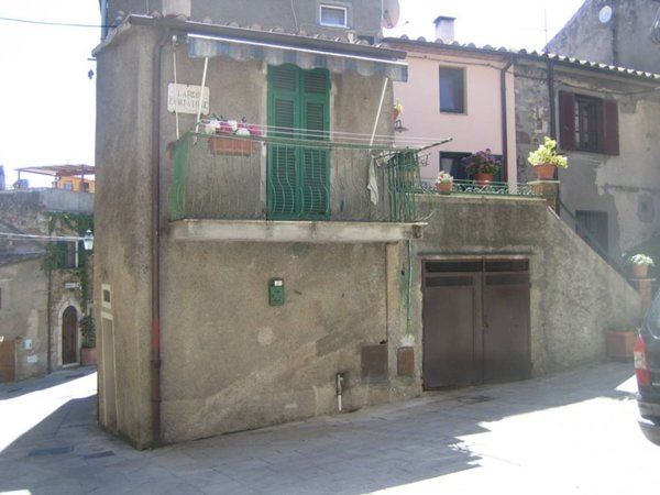 appartamento in vendita a Manciano in zona Saturnia