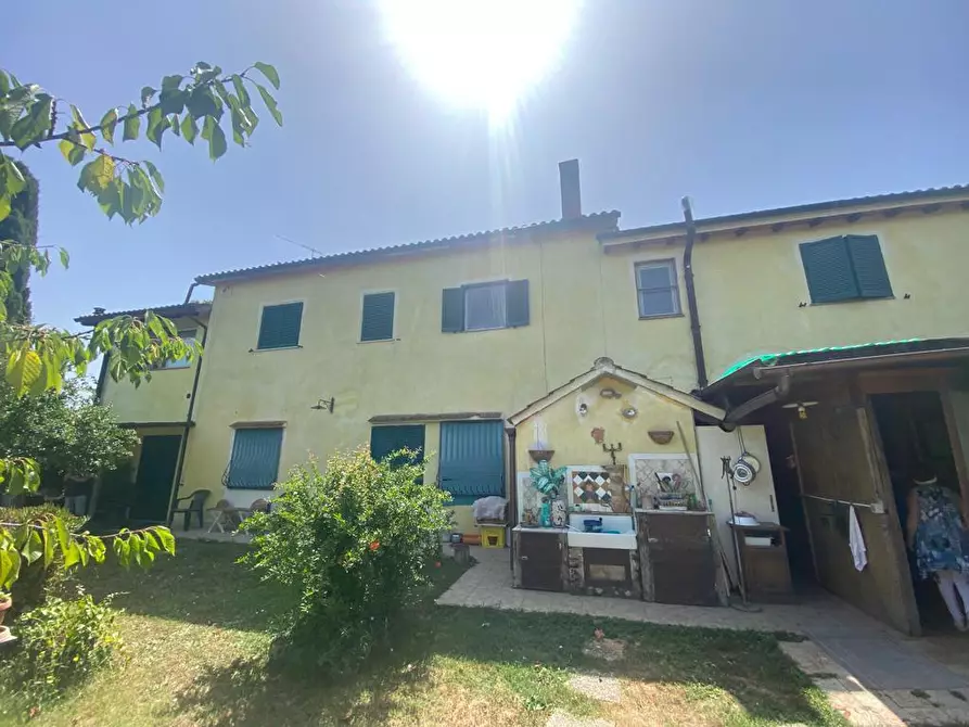 casa indipendente in vendita a Manciano in zona Saturnia