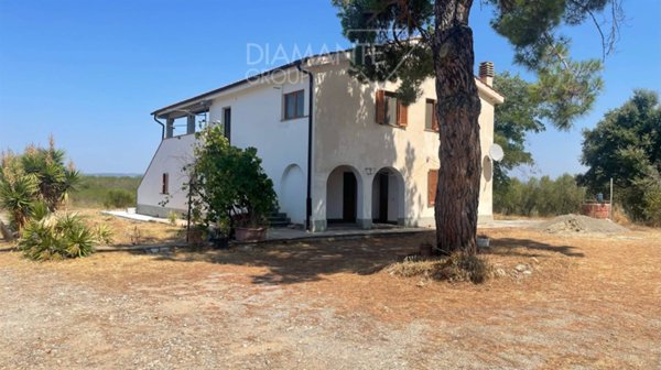 appartamento in vendita a Manciano in zona Marsiliana