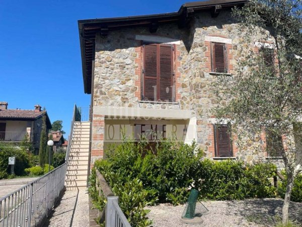 appartamento in vendita a Manciano in zona Poggio Murella