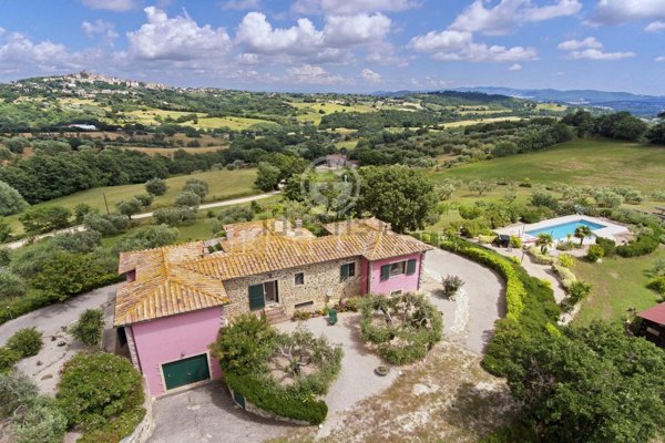 casa indipendente in vendita a Manciano