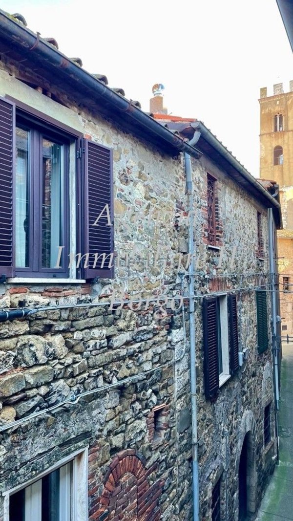 appartamento in vendita a Manciano in zona Montemerano