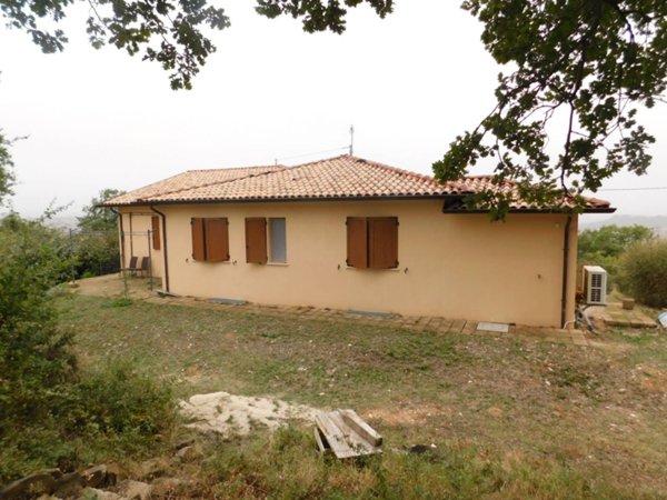 appartamento in vendita a Manciano in zona Saturnia