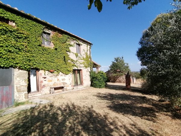 casa indipendente in vendita a Manciano in zona San Martino sul Fiora
