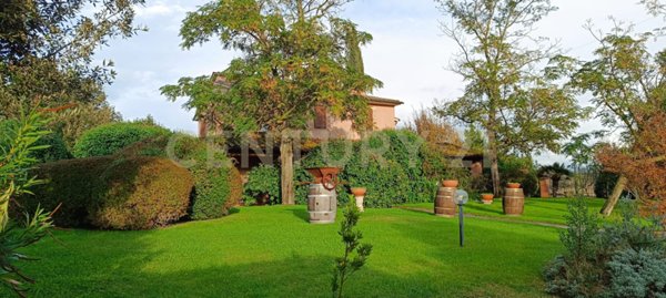 casa indipendente in vendita a Manciano in zona Marsiliana