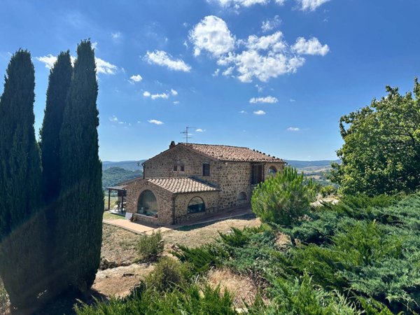 casa indipendente in vendita a Manciano in zona Capanne