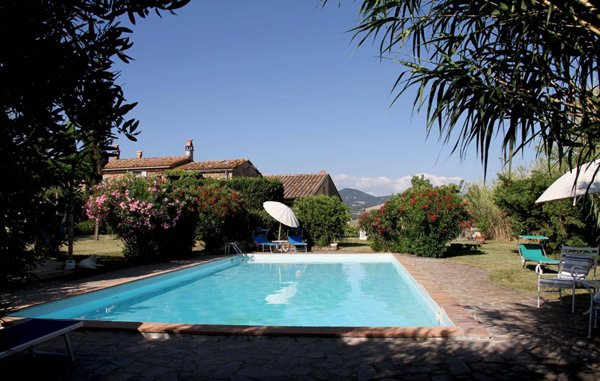 casale in vendita a Manciano in zona Saturnia