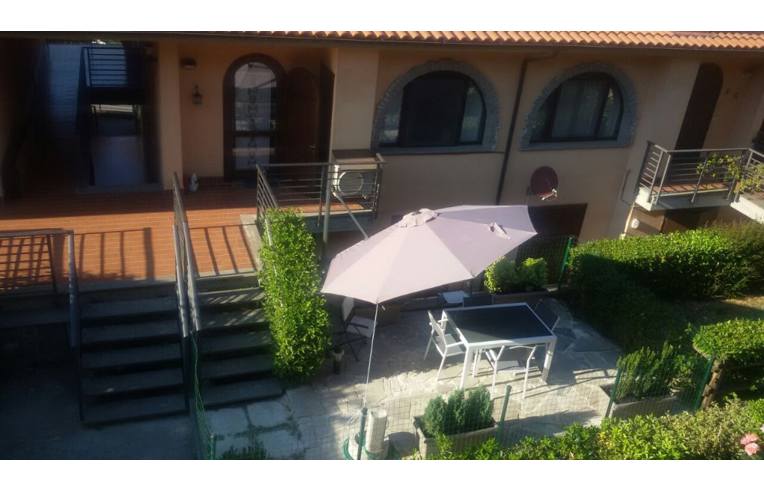 appartamento in vendita a Manciano in zona Montemerano