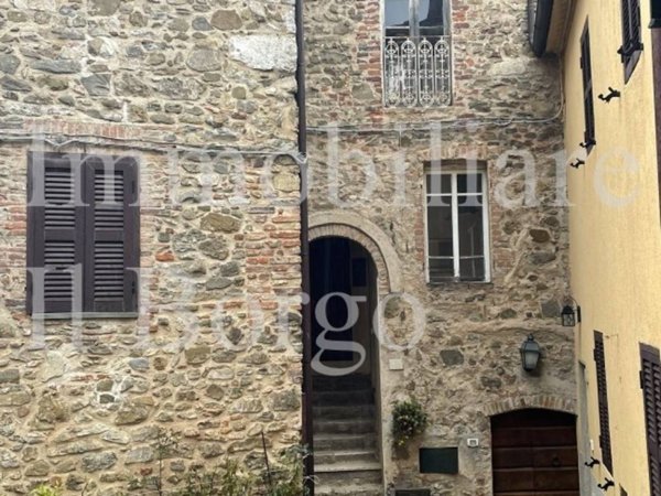 appartamento in vendita a Manciano in zona Montemerano