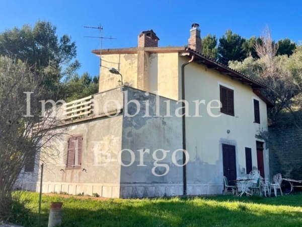 casa indipendente in vendita a Manciano