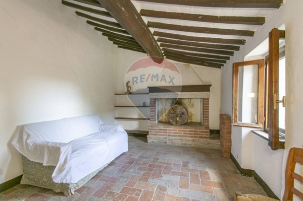 casa indipendente in vendita a Manciano in zona Montemerano