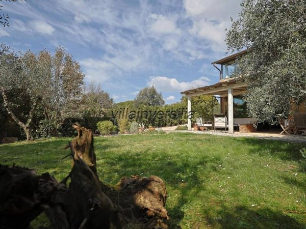 casa indipendente in vendita a Manciano
