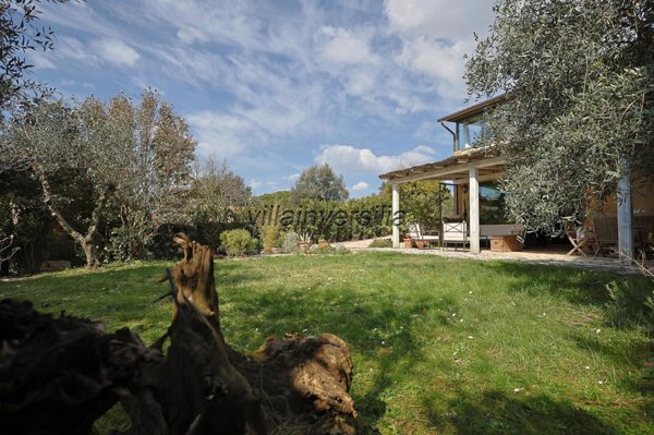 casa semindipendente in vendita a Manciano in zona Capanne