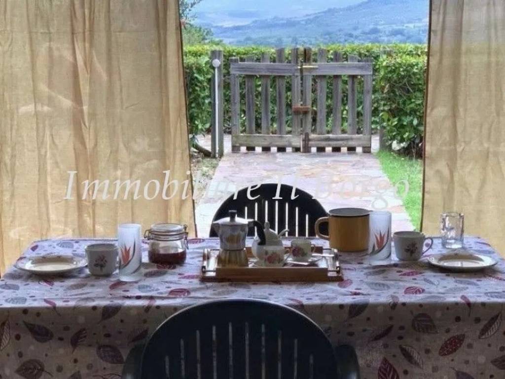 appartamento in vendita a Manciano in zona Saturnia
