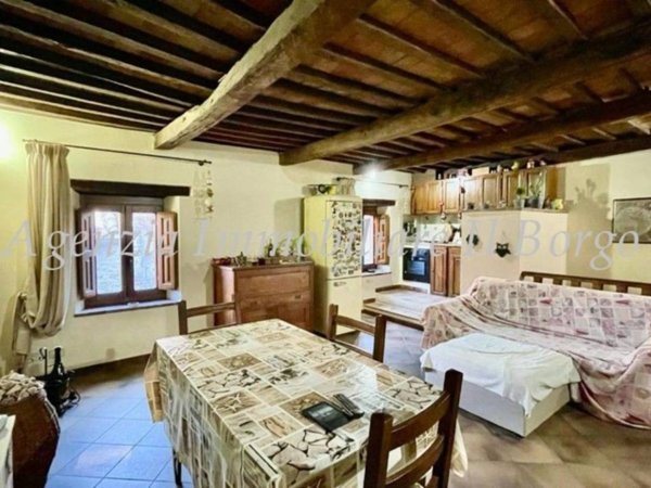 appartamento in vendita a Manciano in zona Montemerano
