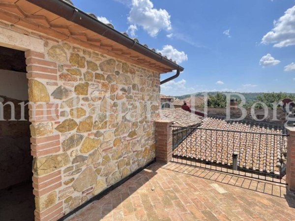 appartamento in vendita a Manciano in zona Montemerano