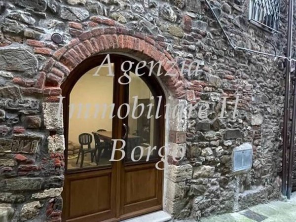 appartamento in vendita a Manciano in zona Montemerano