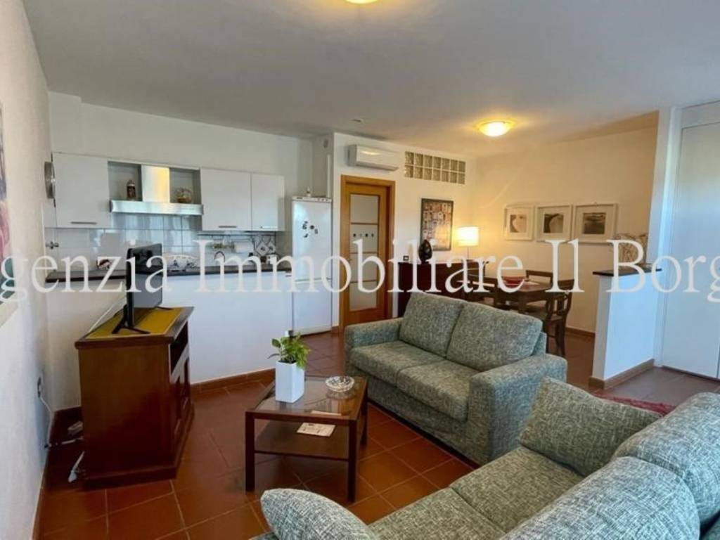 appartamento in vendita a Manciano in zona Saturnia