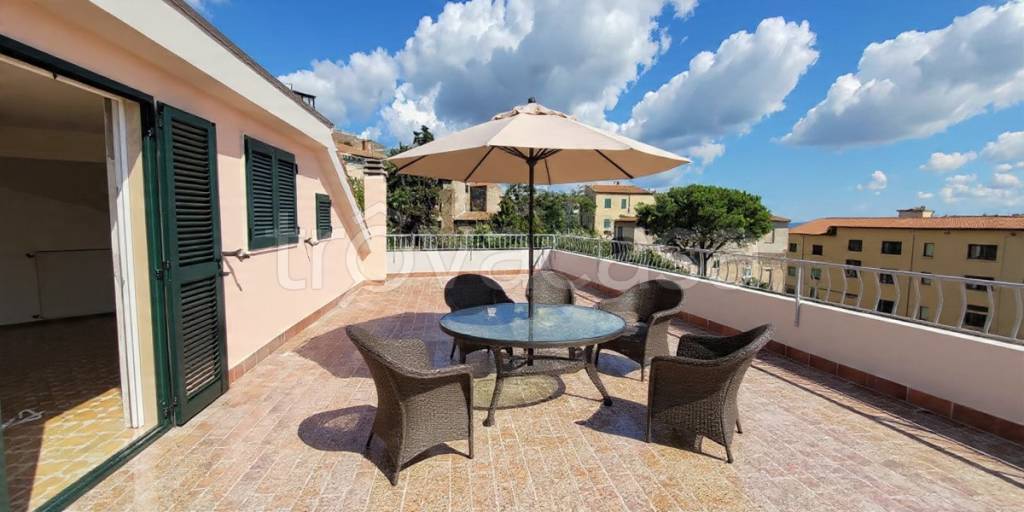 appartamento in vendita a Manciano in zona Montemerano