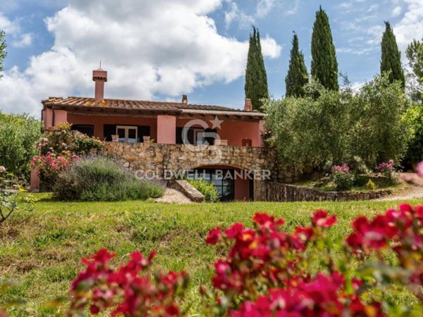 casa indipendente in vendita a Manciano