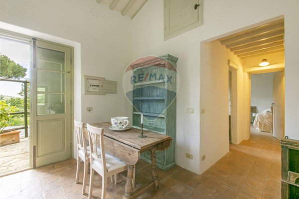 appartamento in vendita a Manciano in zona Montemerano